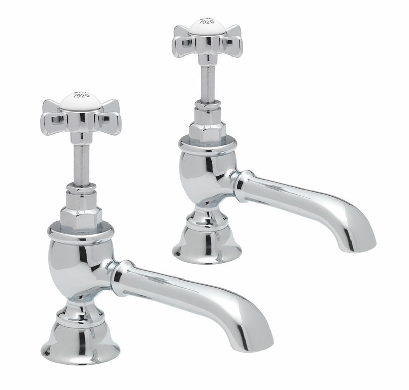 Chelford 3/4'' Bath Pillar Taps (68CHEL)